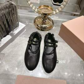 Picture of Miumiu Shoes _SKUMiuMiusz35-40NW040618101